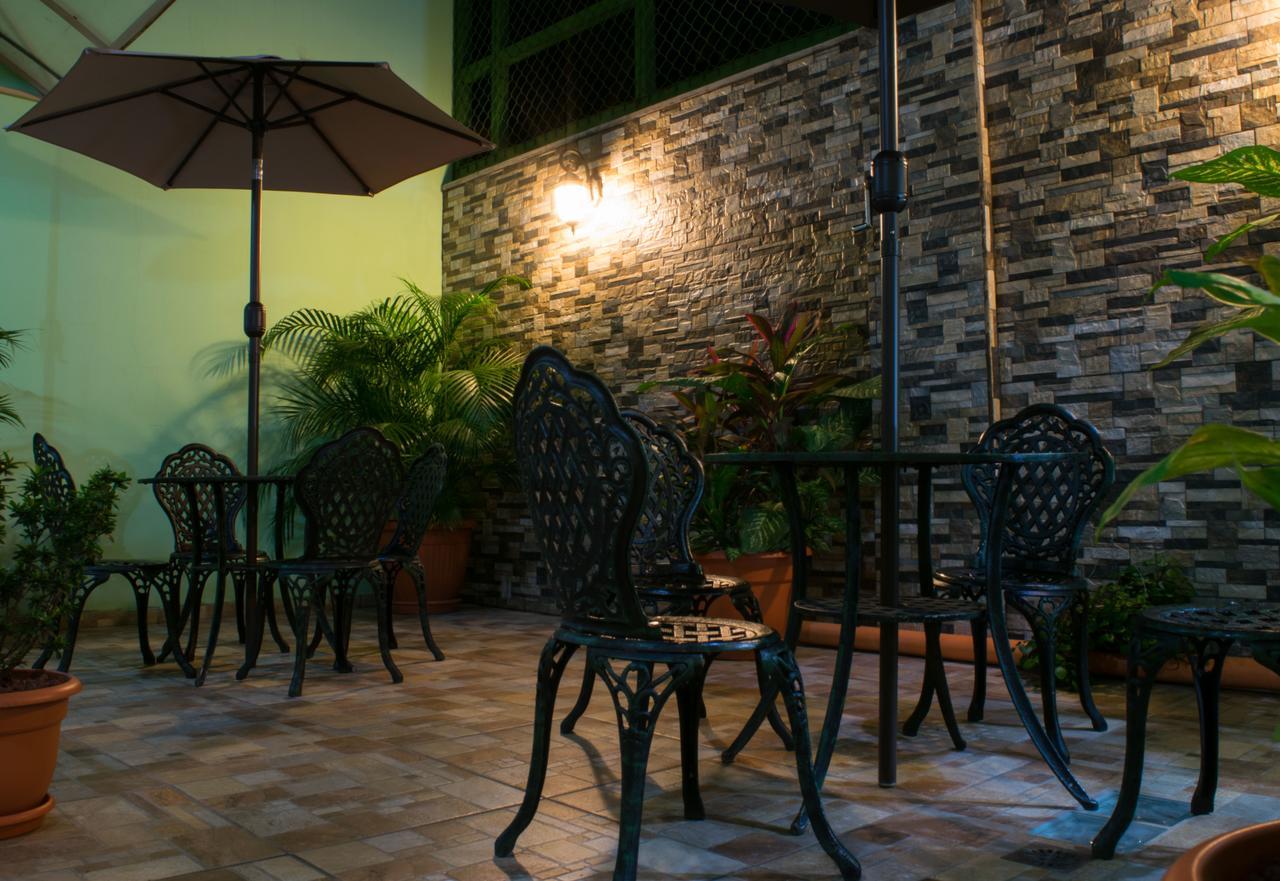Hostal De Asturias San Salvador Extérieur photo
