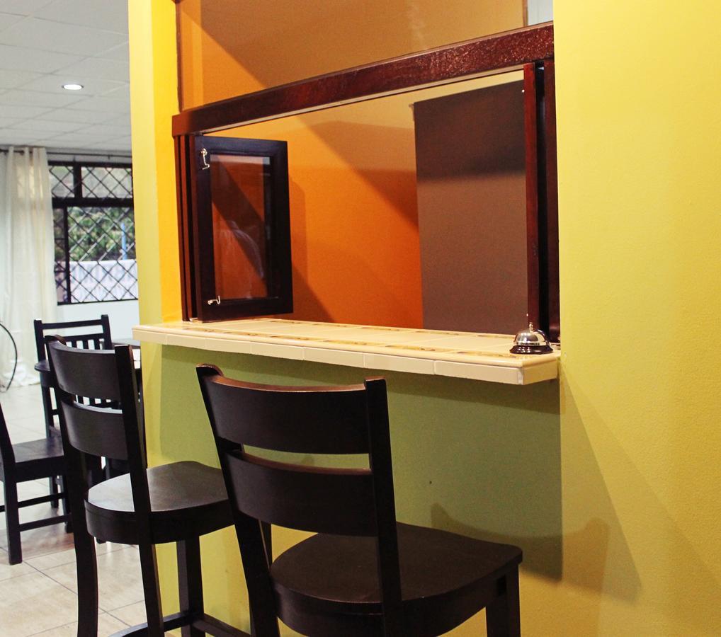 Hostal De Asturias San Salvador Extérieur photo